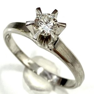 Pt900 0.32ctダイヤ付きリング